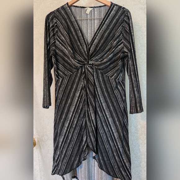 CATO Dress Sz. Large V Neck Black & White Wrap Asymmetrical Hem Dress. - Picture 1 of 16